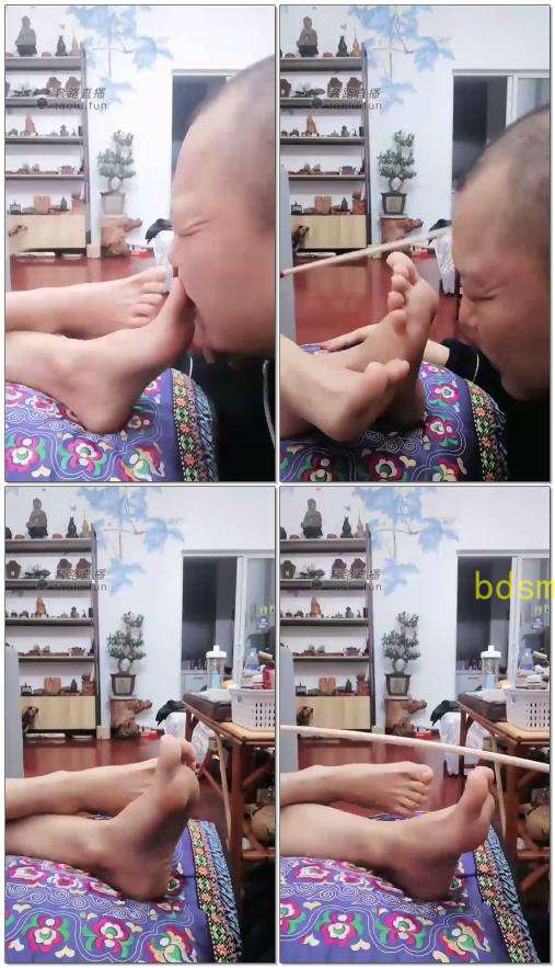 【女王菲主】管教夫君要严厉许多！第一课，足底侍奉