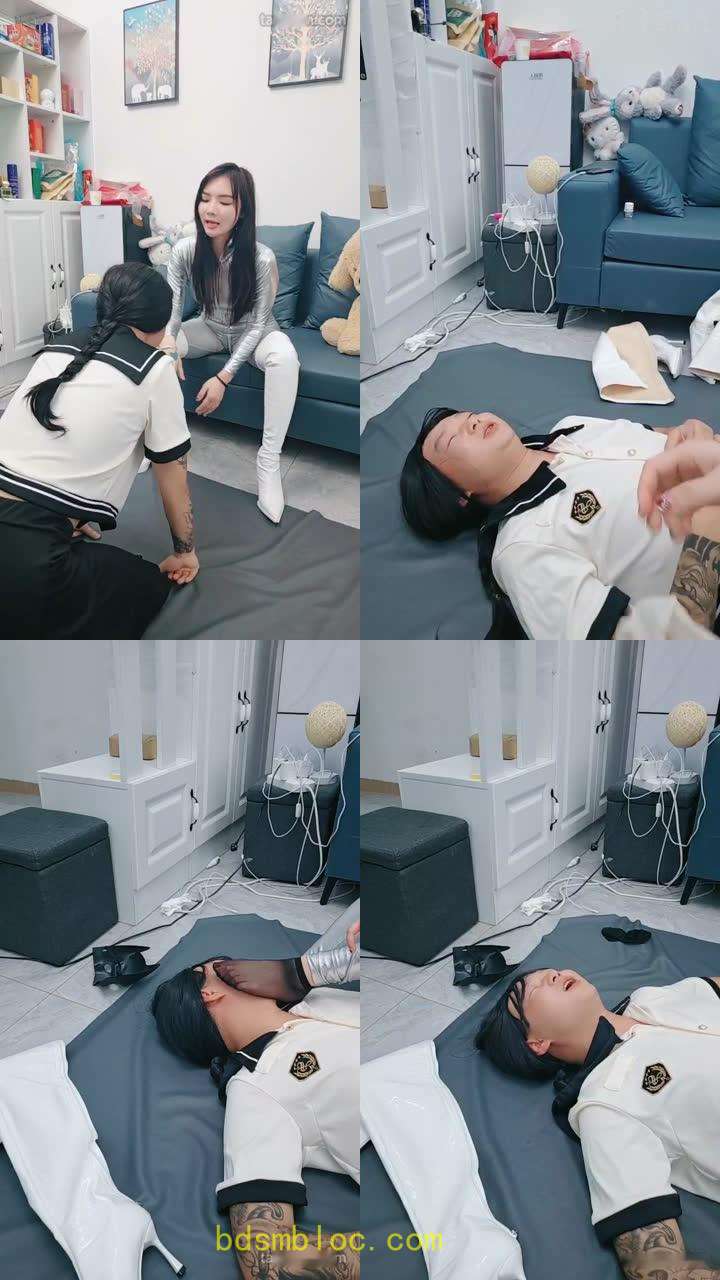 【木子大大】镜前骑脖羞辱/长靴鞋窝窒息/黑丝狂舔