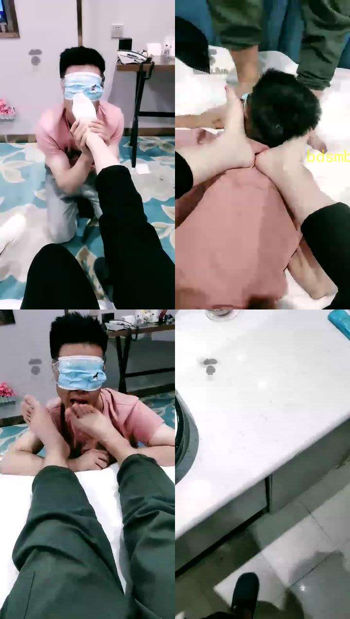 【依依女王大人】继续调教，舔脚啃脚后跟洗脚