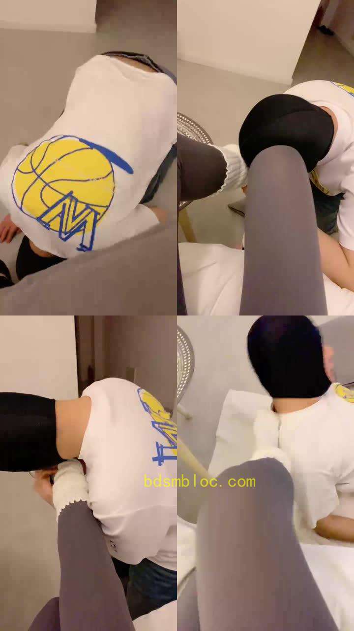 【P崽】跪舔素人小姐姐的运动鞋白袜【上】