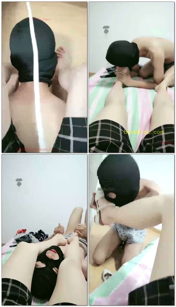 【安琪拉】深喉踩踏骑马闻胯下