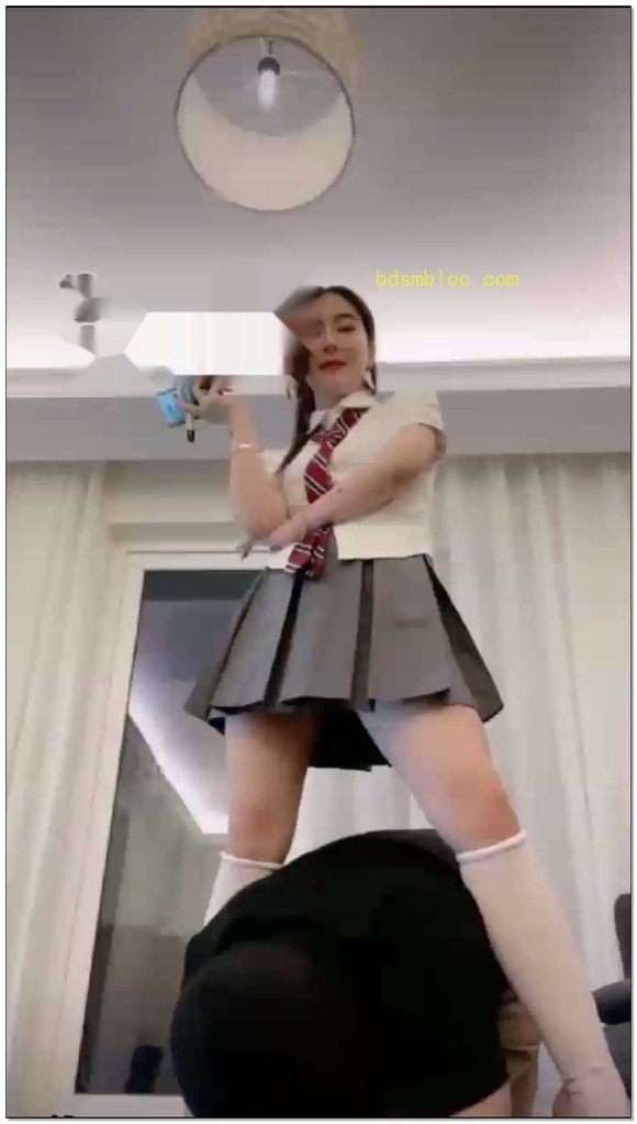 【风吟殿下】全体中跳踩脚下蹦蹦床