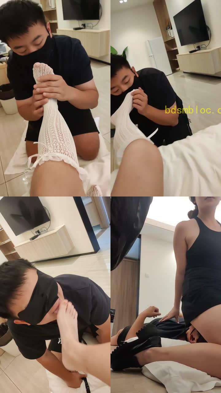【蓝蓝大s】跪舔白丝诱惑/吮吸脚趾/坐脸窒息