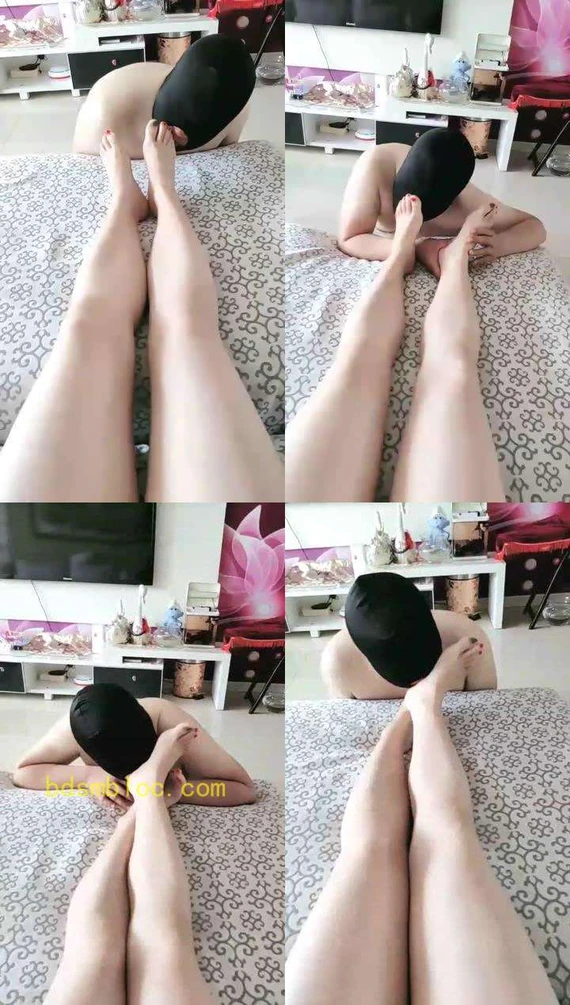 【心甜夫妻s】阴雨天和狗狗舔脚最配