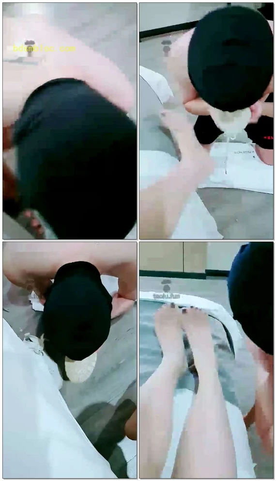 【御妈大大】小白鞋舔鞋专场闻原味肉丝脚