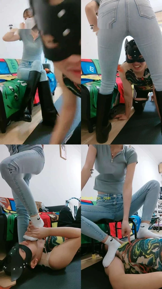 【暴力美学】长靴脏臭白袜羞辱狗