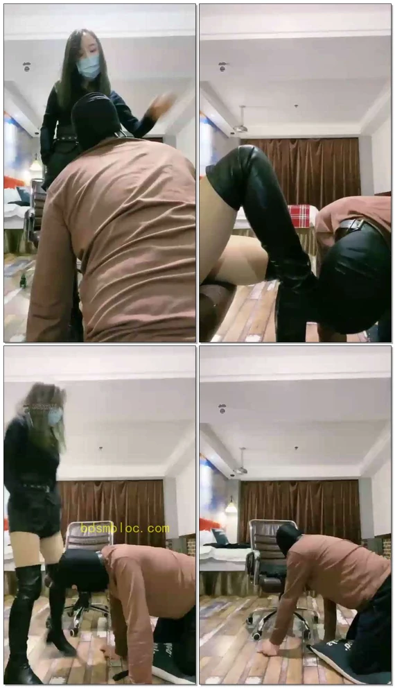 【乔安S】靴子里的原味真香，先把靴子舔干净