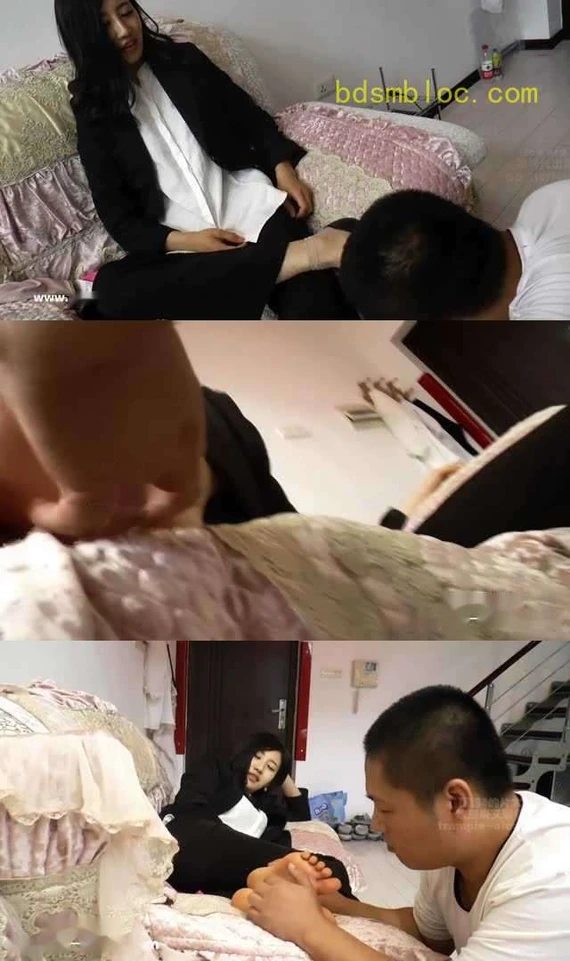 【冰时代】黑冰女王享受奴隶闻脚轻搔弄脚底