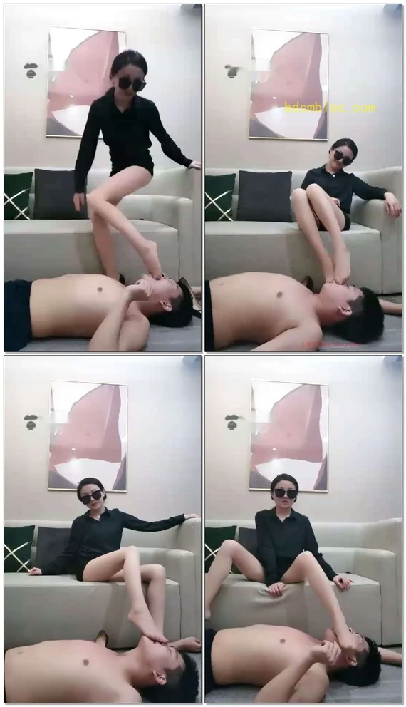 【糖糖M】舔脚踩踏讨好苏曼女神